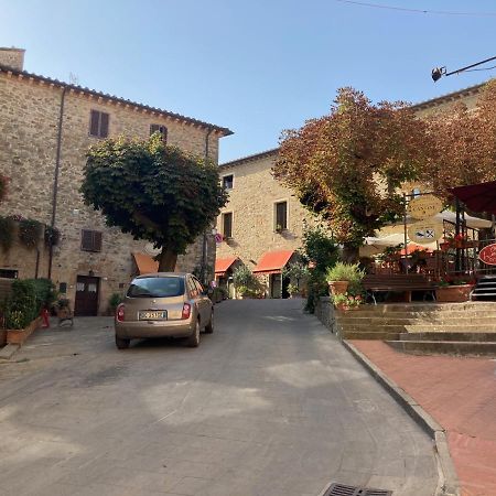 Great Studio Apartment In The Heart Of Chianni Dış mekan fotoğraf